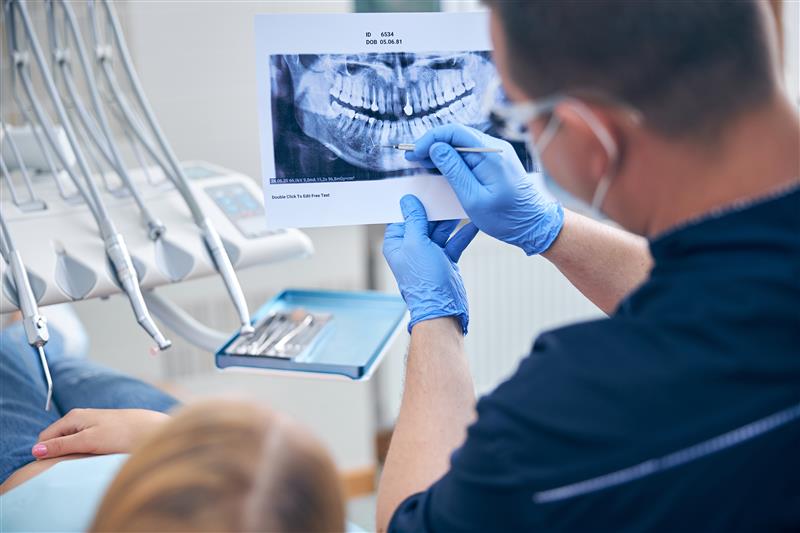 Dental implant treatment process